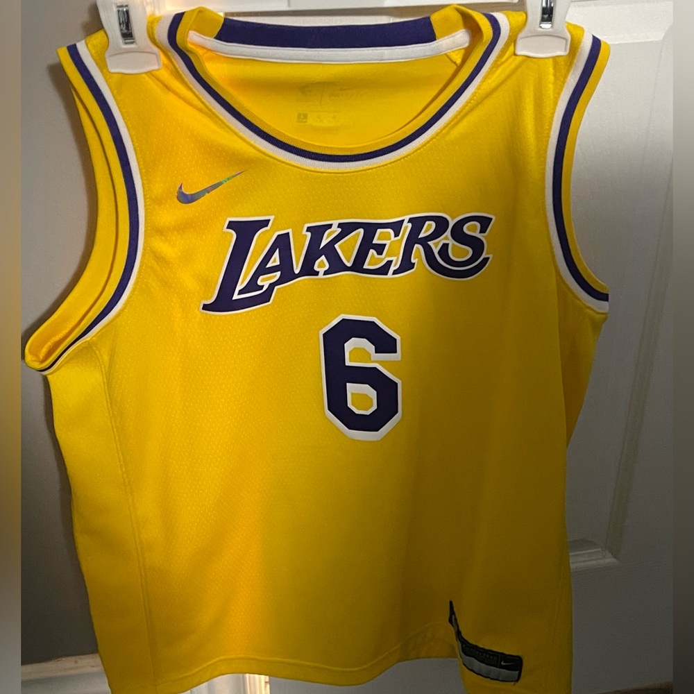 Nike Lakers Yellow Basketball Jersey